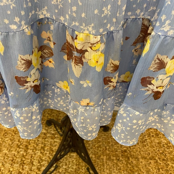 Cato Mixed Floral Print Patchwork Tiered Top Bell Sleeves 18/20W 18W 20 W - Picture 10 of 13